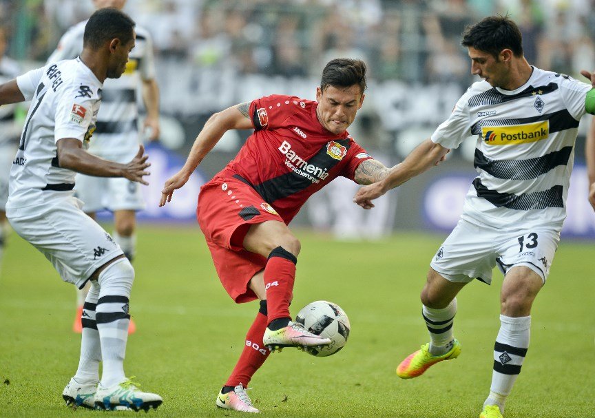 Borussia Monchengladbach vs Bayer Leverkusen trận đấu cả 2 cần cố hết sức